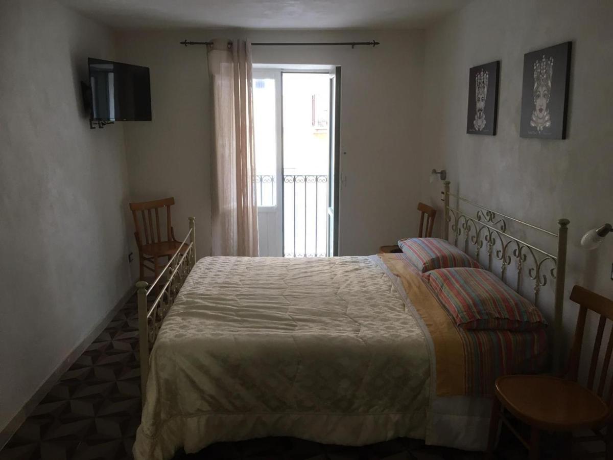 Casa Movida Apartment Трапани Екстериор снимка